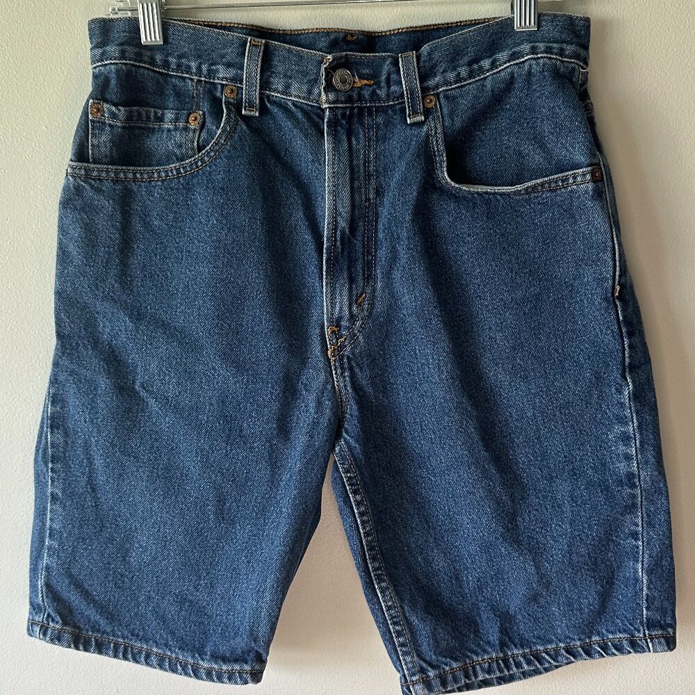 VINTAGE Y2K Men's Levi's Men's Wash Denim Shorts Size 32